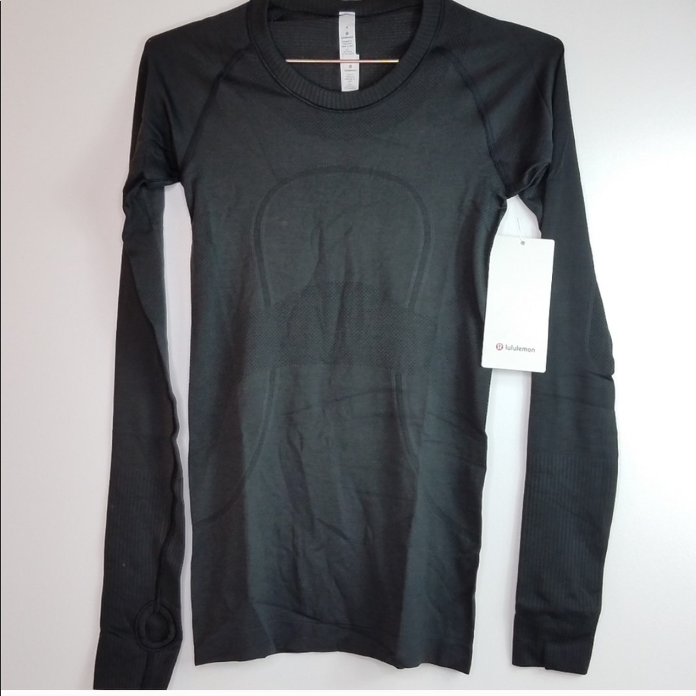 Lulu lemon swiftly tech LS crew size 4